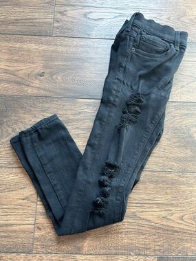 Express Black Women's Ripped Skinny Jeans